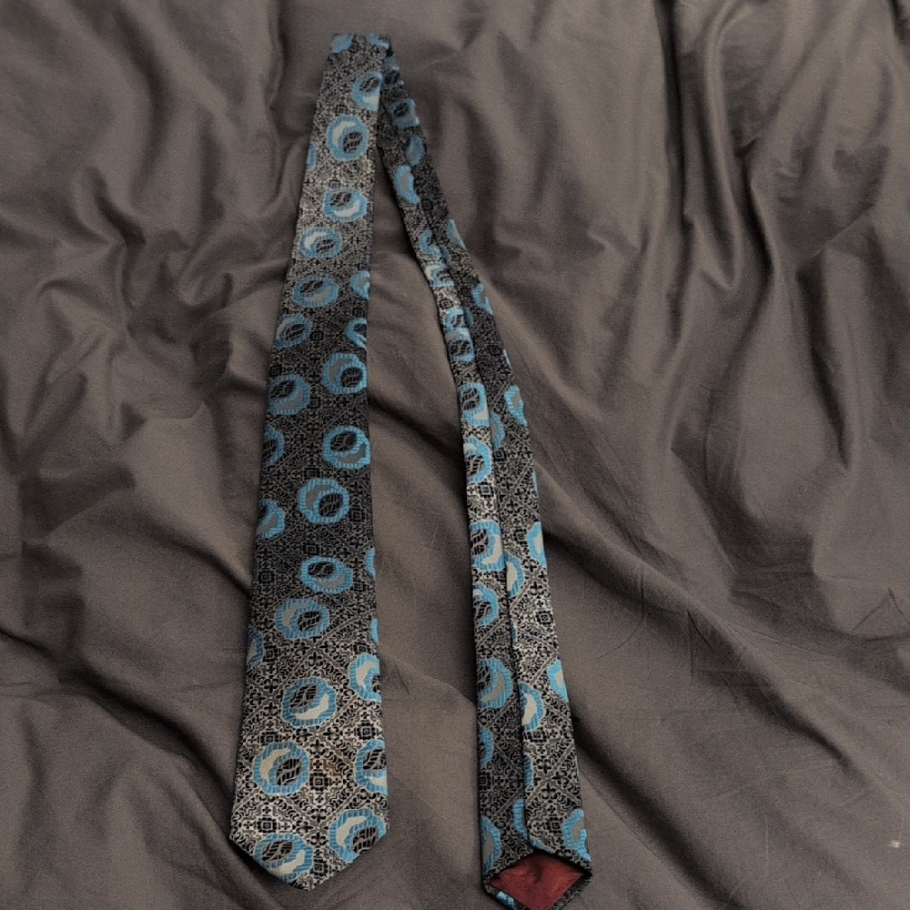 3 For 10 Dollars All Ties. Elegant Blue and Black Patterned Men's Tie